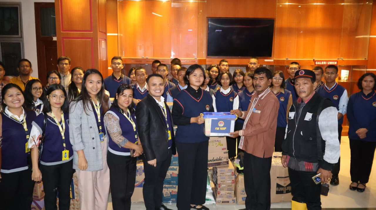 Yayasan TB Soposurung Salurkan Bantuan untuk Korban Bencana Alam Taput